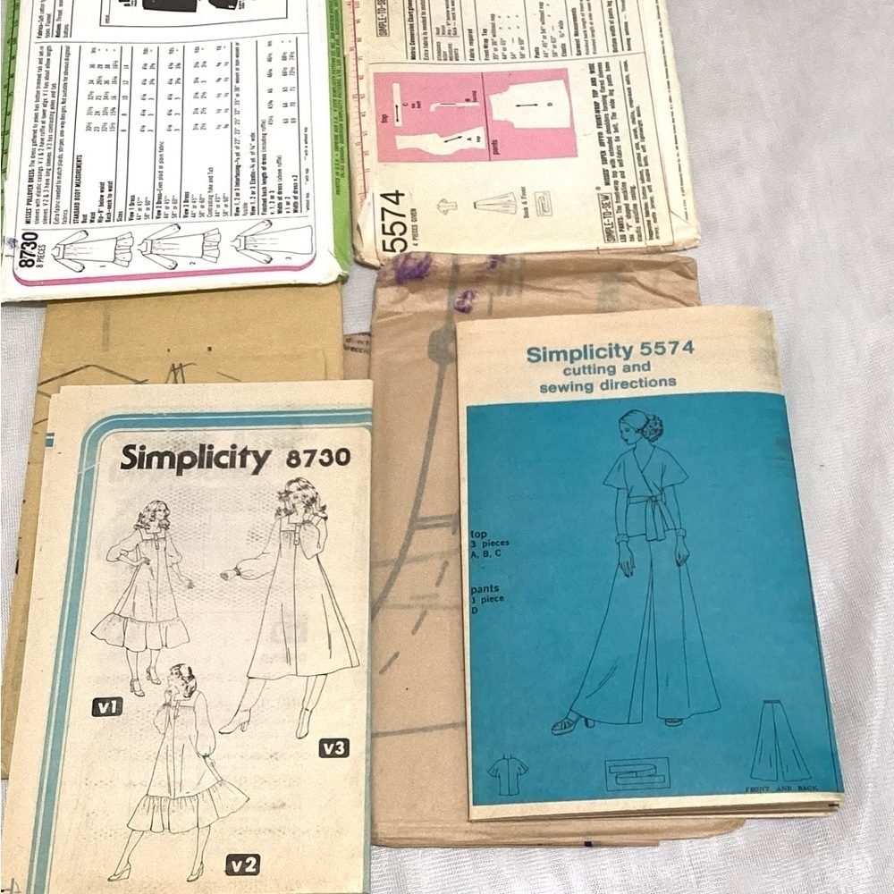 Simplicity Sewing Patterns - Picture 3 of 6